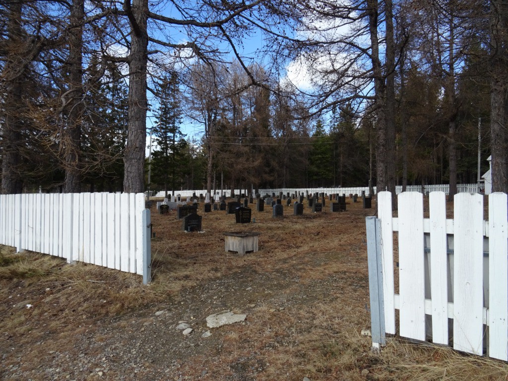 #95 J8 : cimetière J8 : cimetière