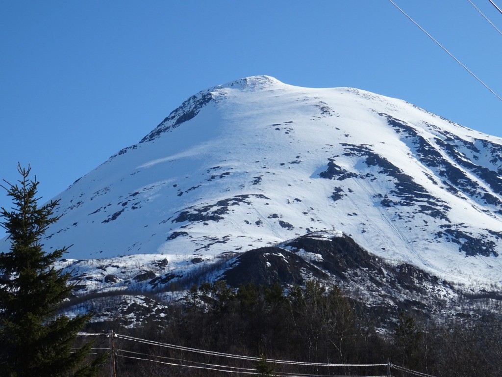 J7 : la fameuse face Sud-Ouest du Nuovasgaisa