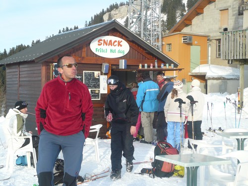 #12 Scia : On a beau dire, ça a du bon les stations de ski Scia : On a beau dire, ça a du bon les stations de ski