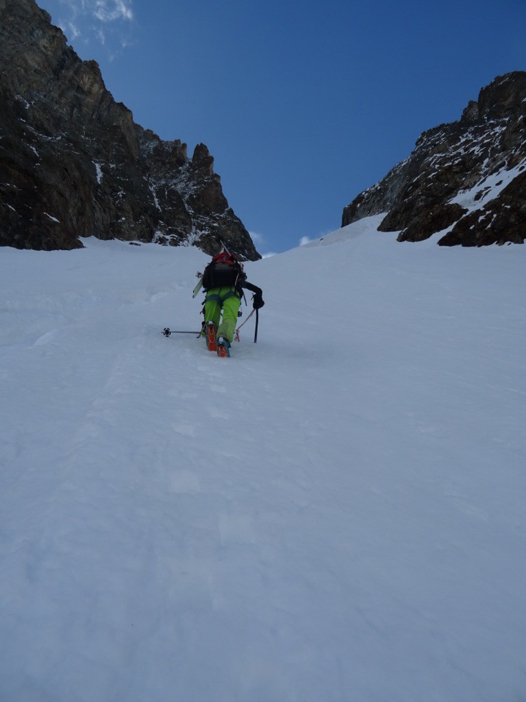 #15 Glad aura tracé les deux tiers du couloir Glad aura tracé les deux tiers du couloir