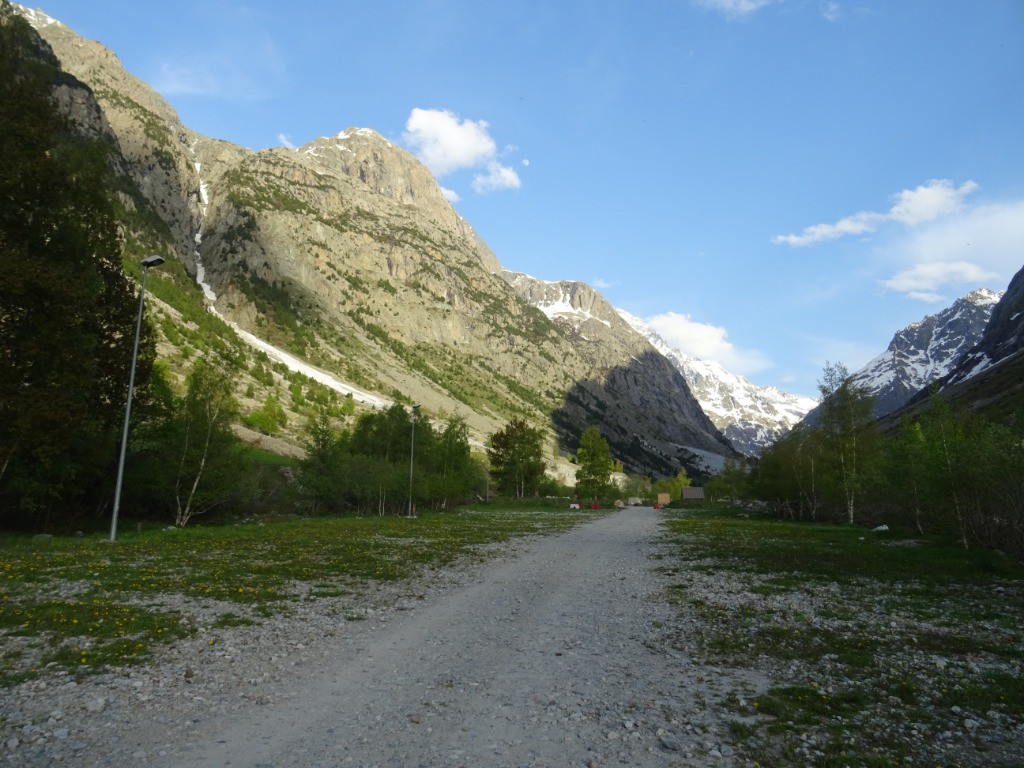 #1 Vendredi soir au départ Vendredi soir au départ