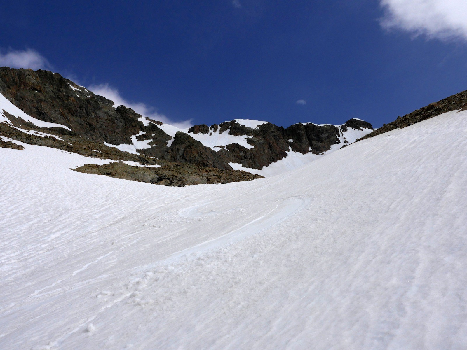 #17 En longeant la moraine. En longeant la moraine.