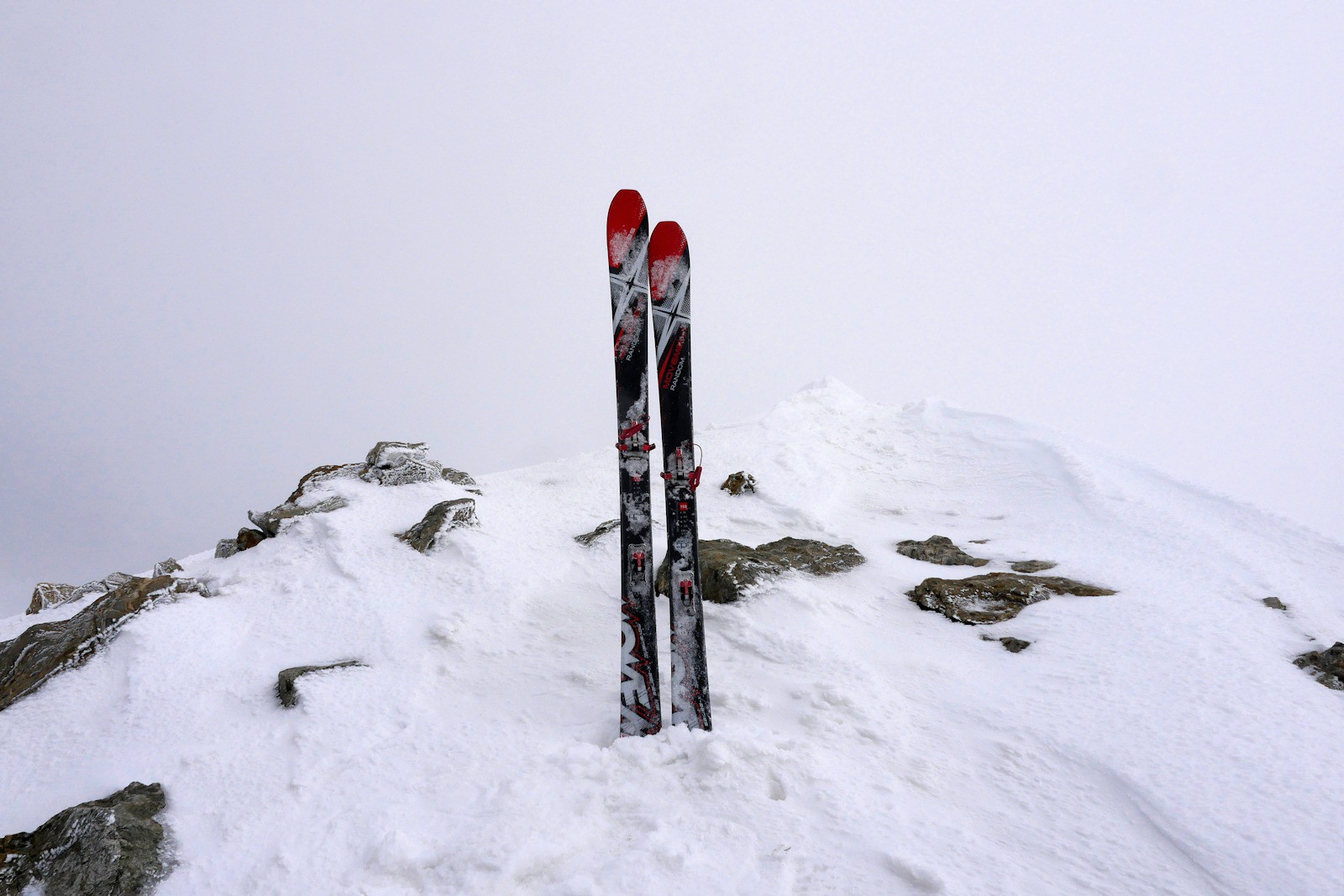 #8 Le sommet. Habituellement on voit le Mont Blanc. Le sommet. Habituellement on voit le Mont Blanc.