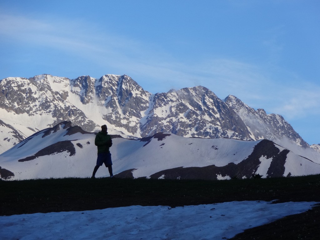 #9 Leo sur fond de Grandes Rousses Leo sur fond de Grandes Rousses