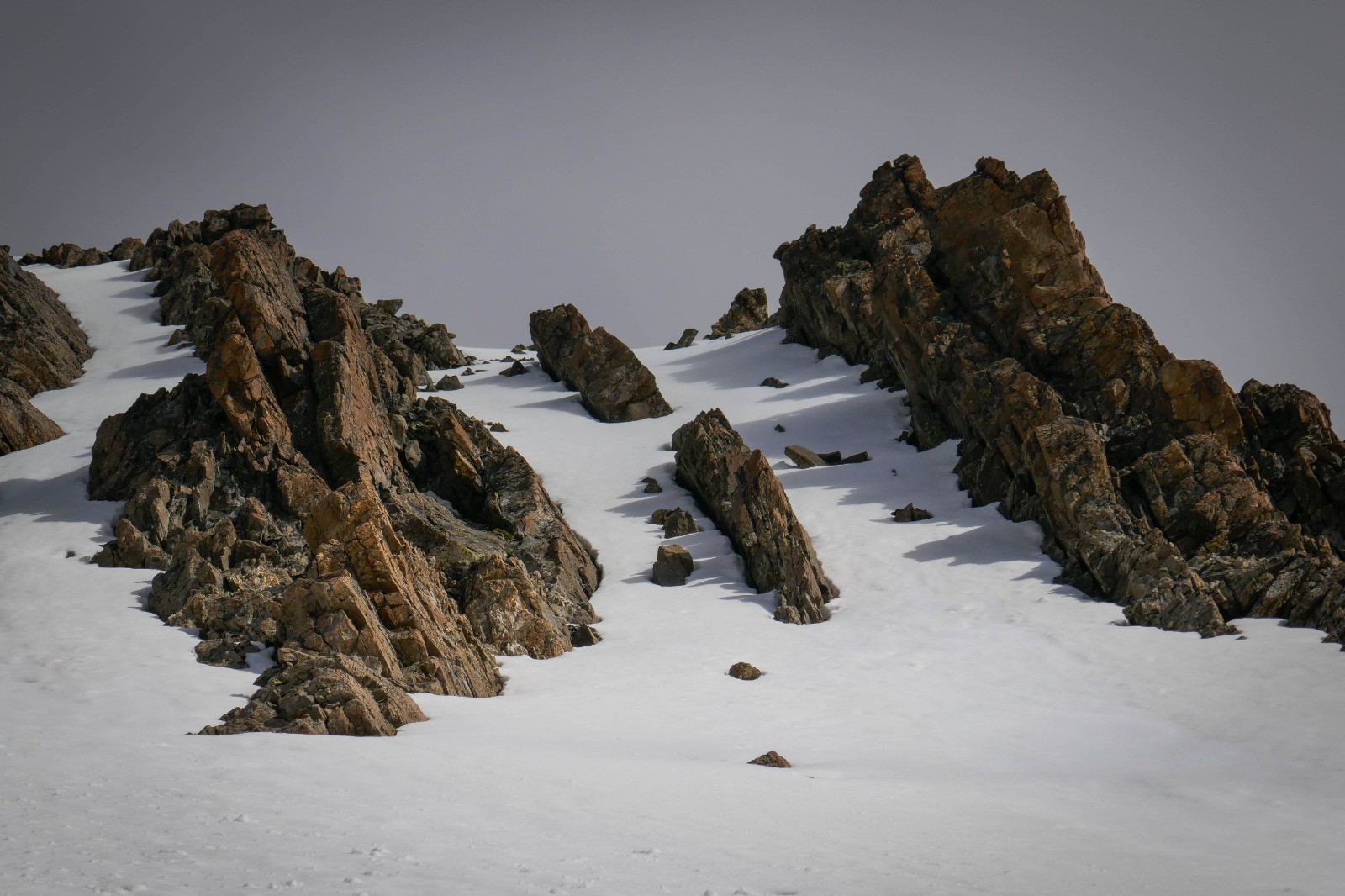 #10 Beaux petits couloirs pour sortir de la banquette Beaux petits couloirs pour sortir de la banquette