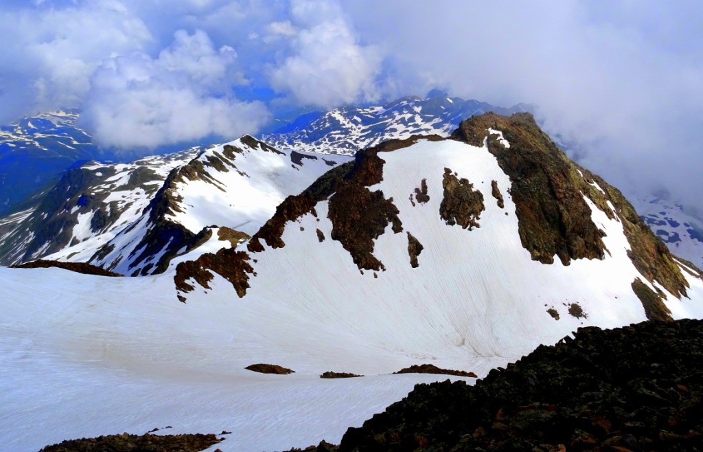 #10 Roche Noire et la Laisse Roche Noire et la Laisse
