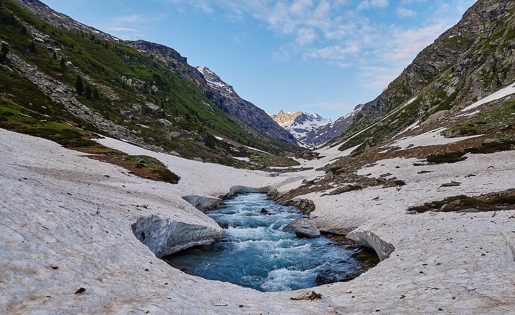 #2 Neige continue dès 2080m, il en reste... Neige continue dès 2080m, il en reste...