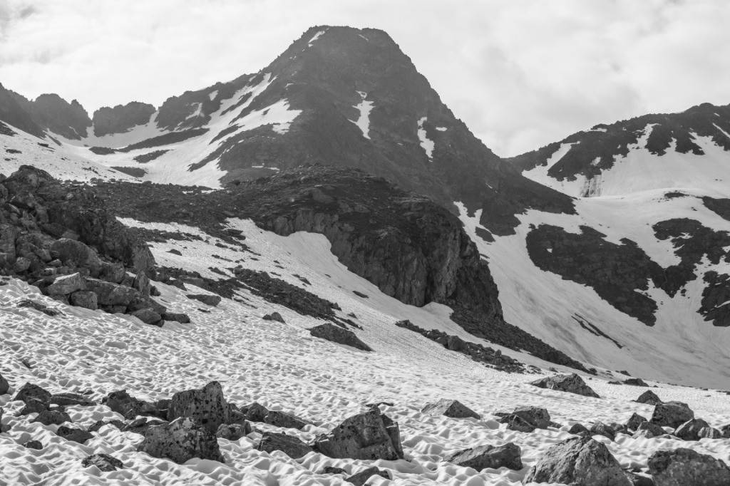 #14 Remontée vers les brèches de l Remontée vers les brèches de l'Agnelin, visibles au fond