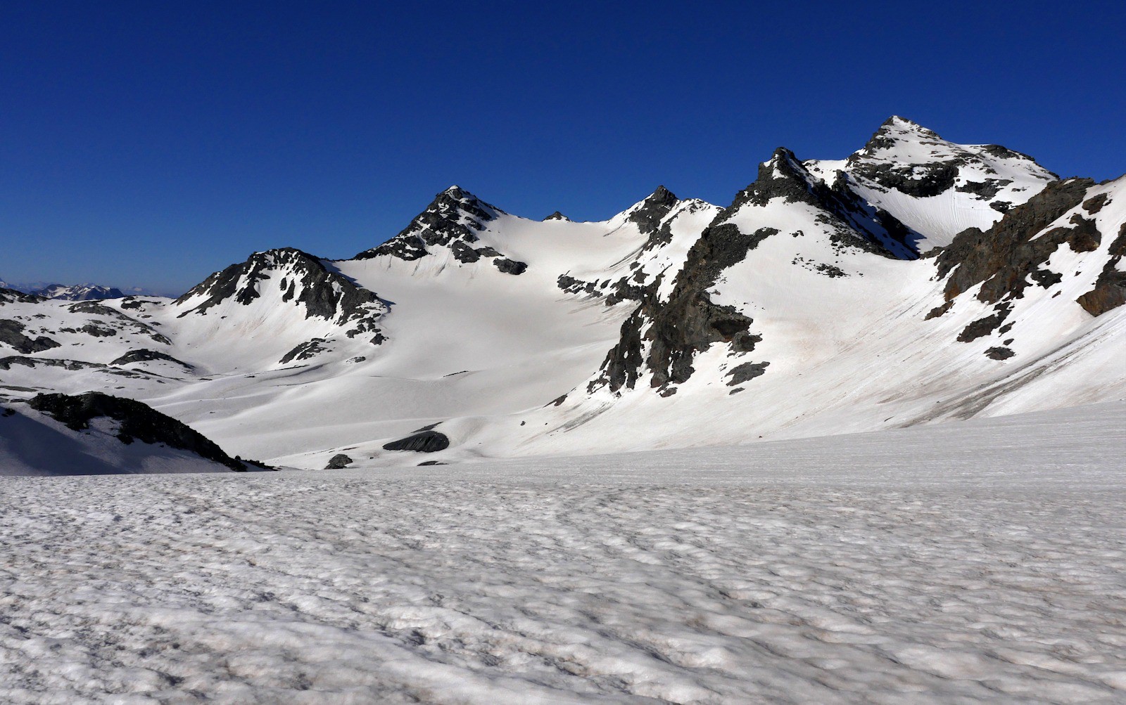 #3 Première descente face aux Pointes Rénod. Première descente face aux Pointes Rénod.