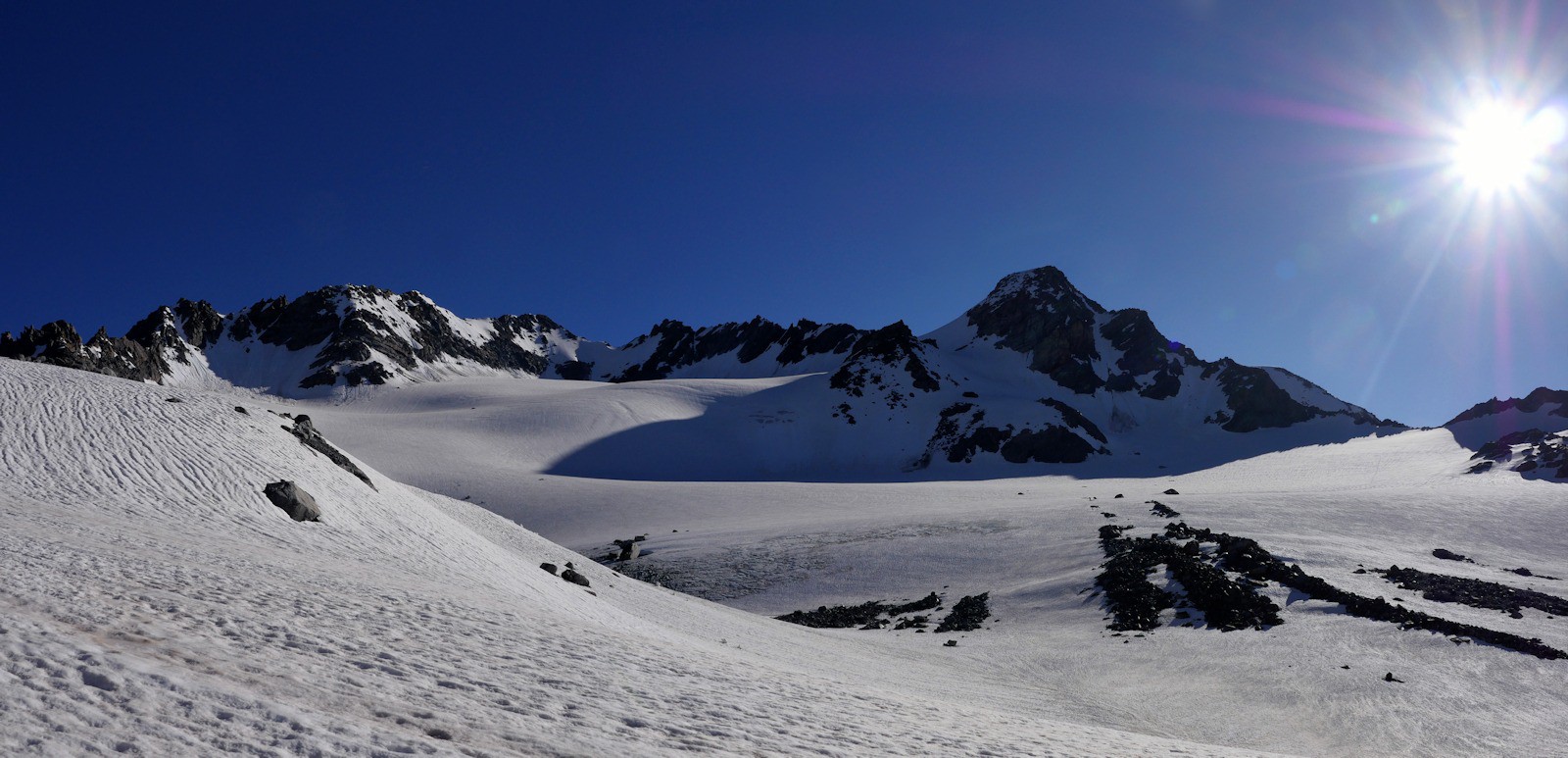 #2 Des abords du col, le glacier de Chavière. Des abords du col, le glacier de Chavière.