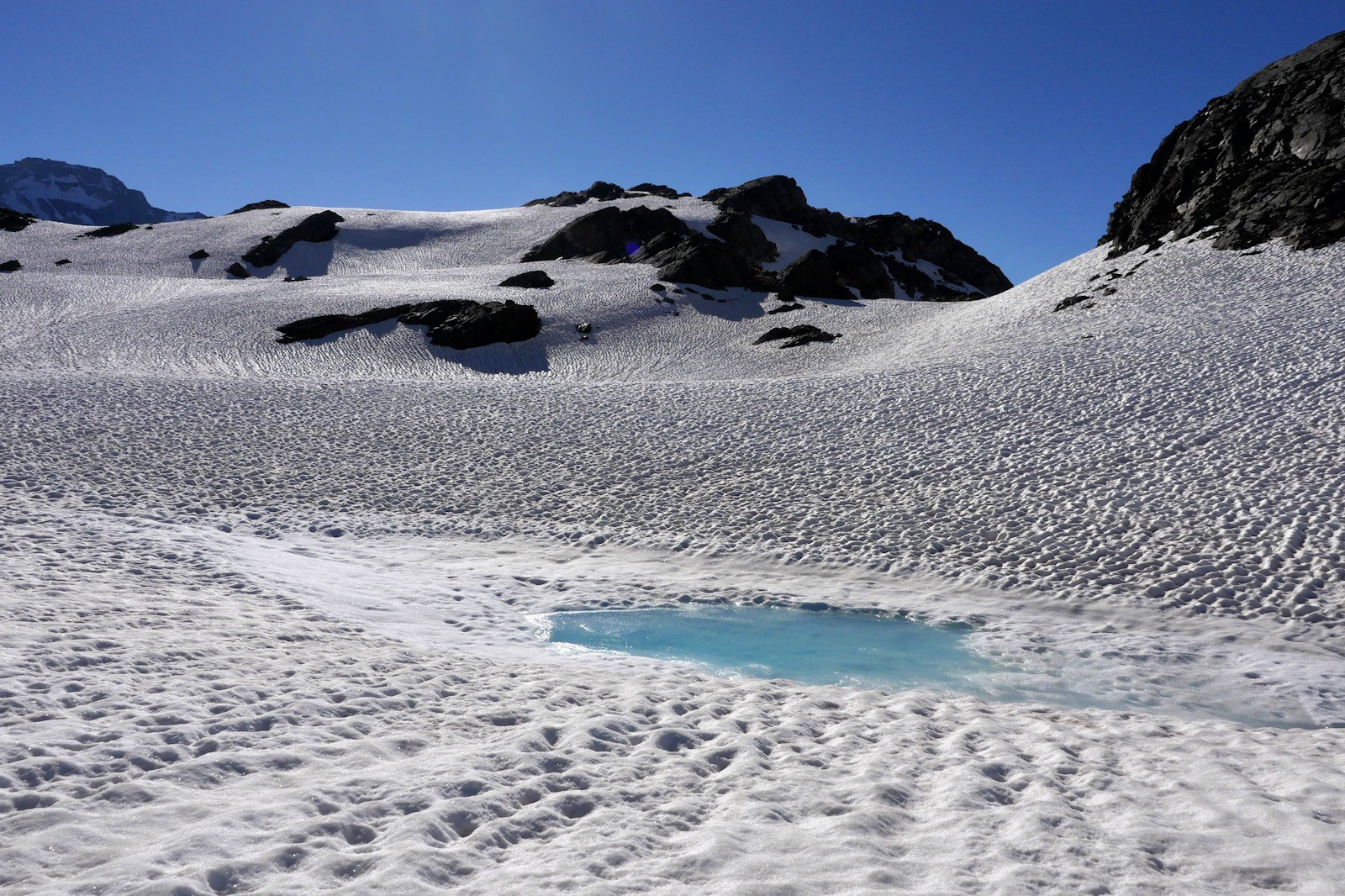 #6 Pas banal : Un Café au Lait turquoise! Pas banal : Un Café au Lait turquoise!