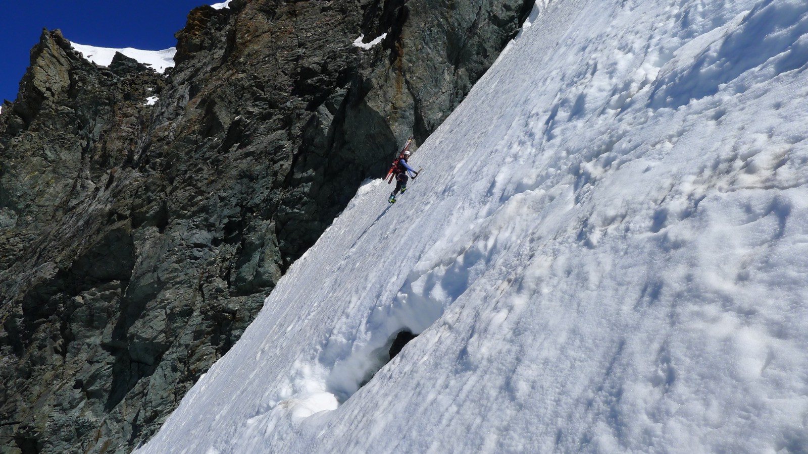 #9 Avec un peu de penchage, ça peut faire peur Avec un peu de penchage, ça peut faire peur