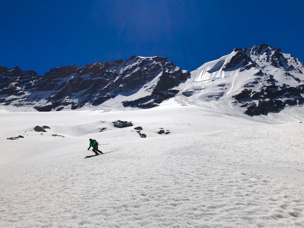 #11 Enfin de la moquette ! Enfin de la moquette !