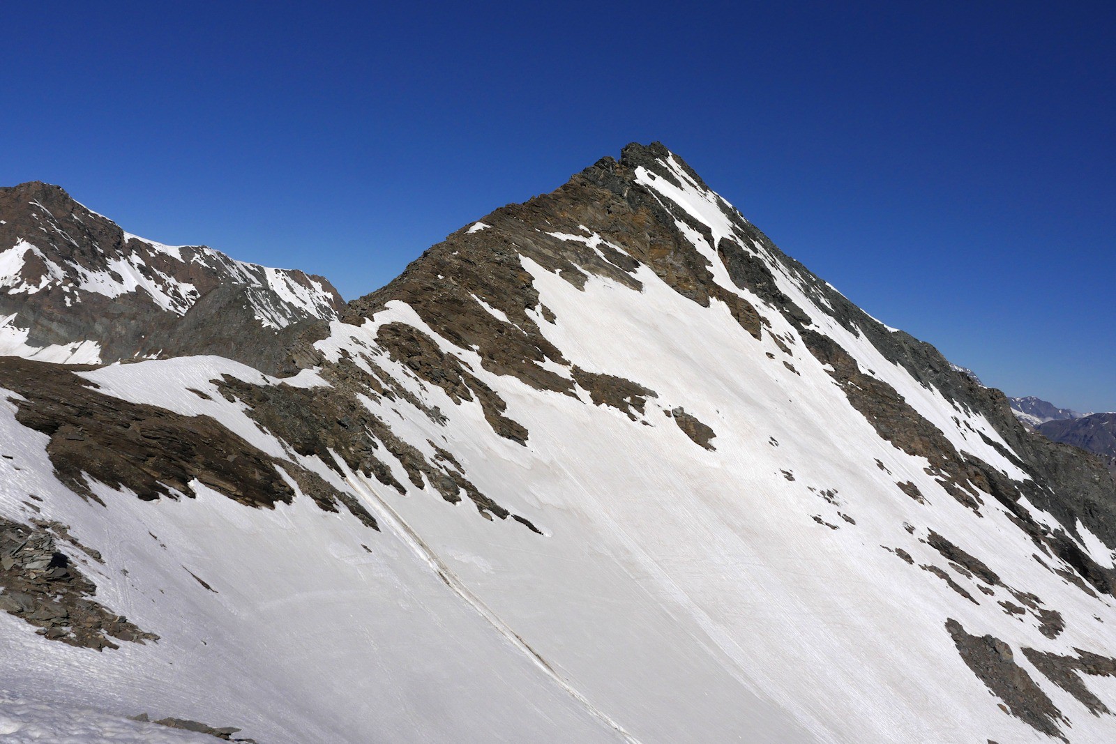 #14 Pointe du Gros Caval versant est. Pointe du Gros Caval versant est.