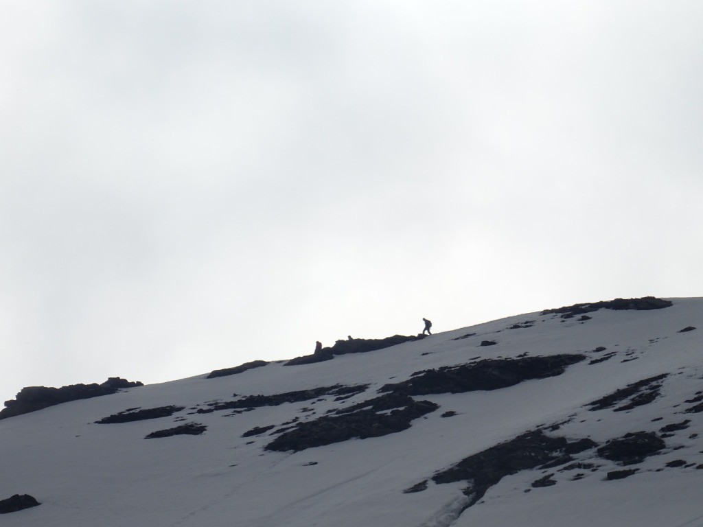 #11 Un alpiniste nous précédent Un alpiniste nous précédent