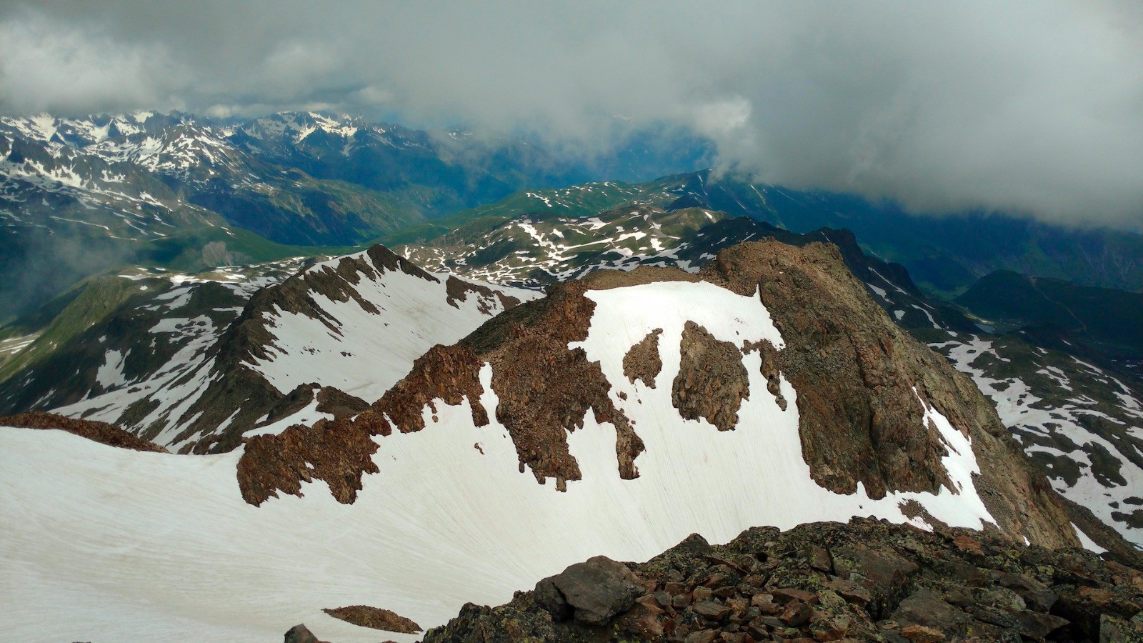 #19 Du Dôme de la Cochette : l Du Dôme de la Cochette : l'Aiguille Noire