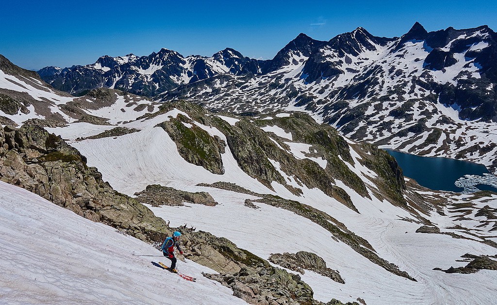 #17 Quelques bons virages sous le regard sceptique des bouquetins... Quelques bons virages sous le regard sceptique des bouquetins...