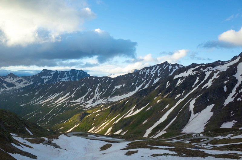#1 Le lacet de départ à 2400 Le lacet de départ à 2400