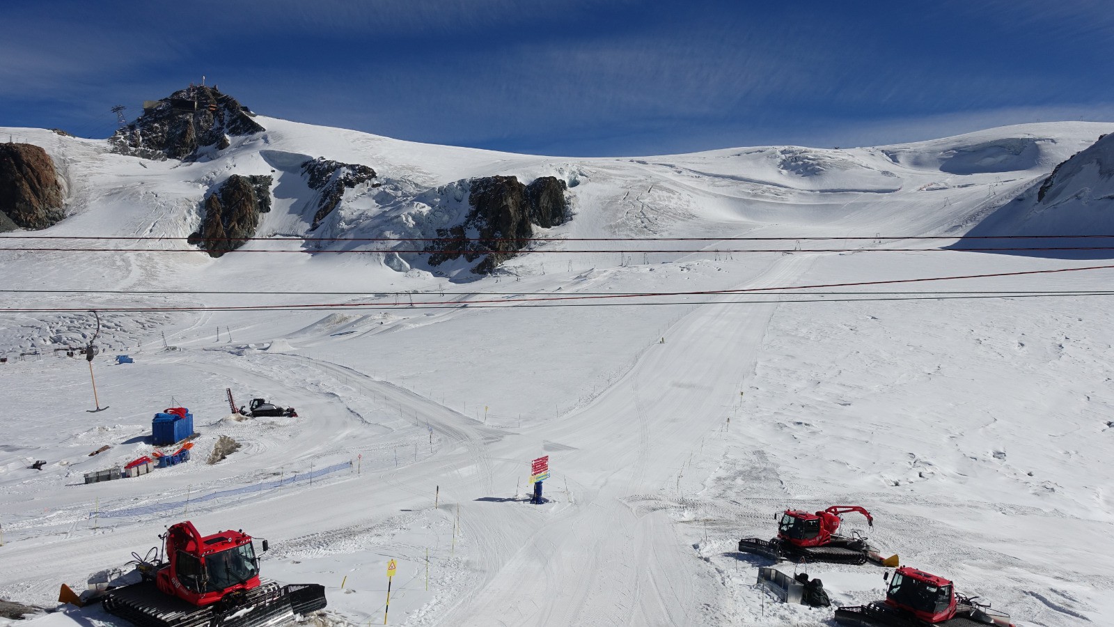 Les pistes de Zermatt totalement désertées