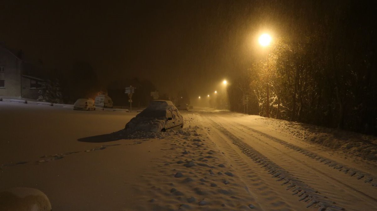 #8 Un petit coup de lame et la RD36 est un billard Un petit coup de lame et la RD36 est un billard