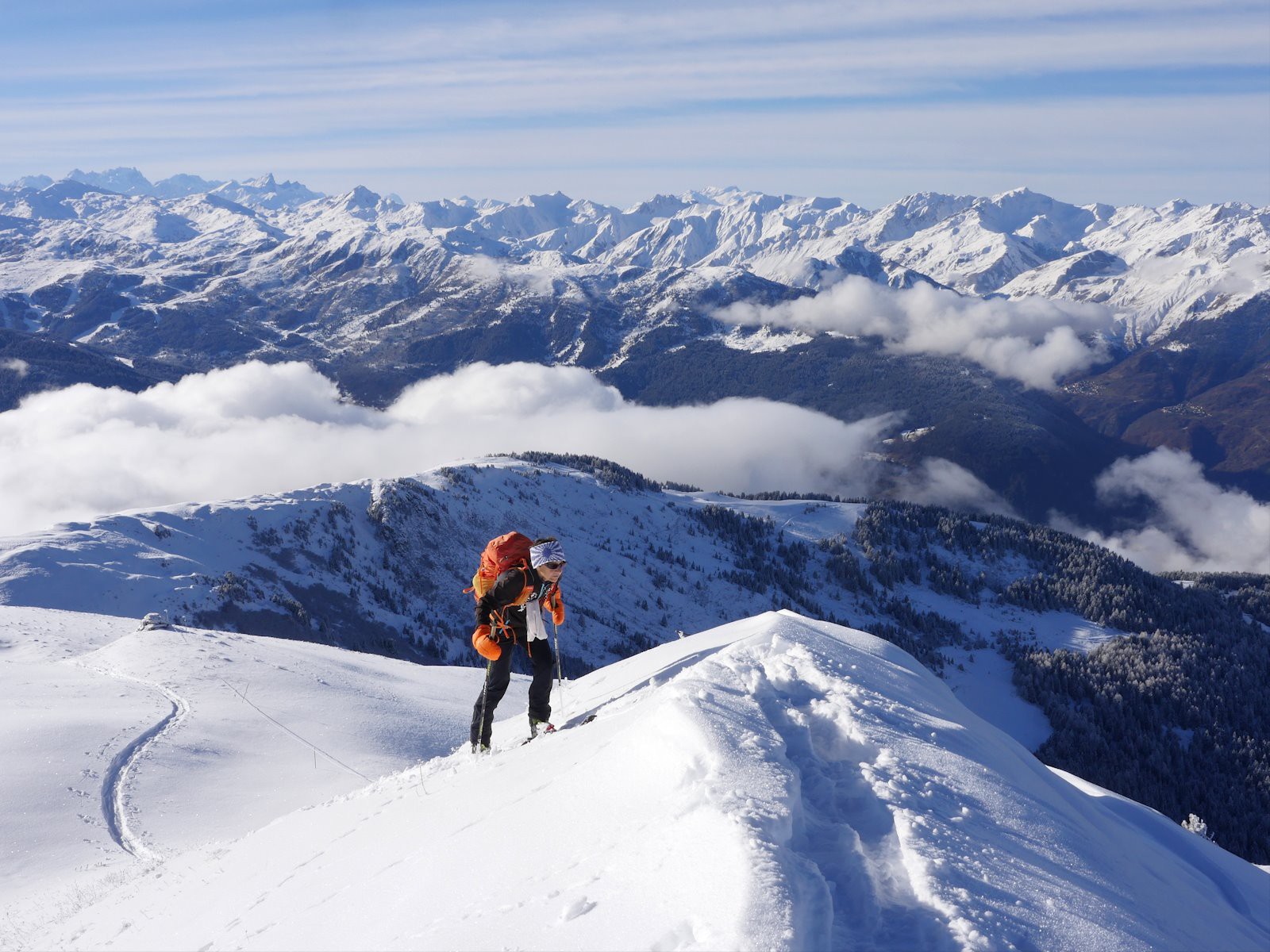 #5 Arrivée sur la crête du Dou de Moûtiers. Arrivée sur la crête du Dou de Moûtiers.