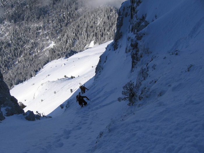 #2 Dans le couloir : Bonnes marches, ça passe sans problème.
(Photo Christophe) Dans le couloir : Bonnes marches, ça passe sans problème.
(Photo Christophe)
