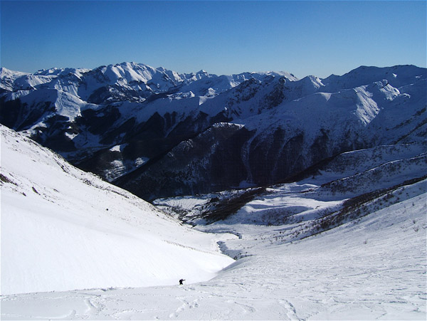 #1 Bussaia : Secteur de Palanfré bien enneigé, vue en montant au col de Pianard Bussaia : Secteur de Palanfré bien enneigé, vue en montant au col de Pianard