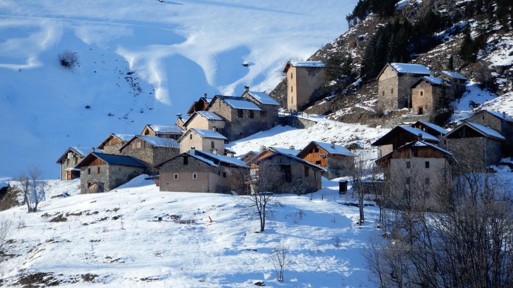 #14 Hameau de la Gittaz, vu du Châtelard. Hameau de la Gittaz, vu du Châtelard.