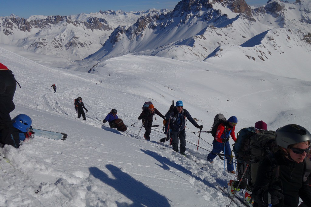 #8 Attelage de Nat avant de mettre les skis sur le dos
Attelage de Nat avant de mettre les skis sur le dos