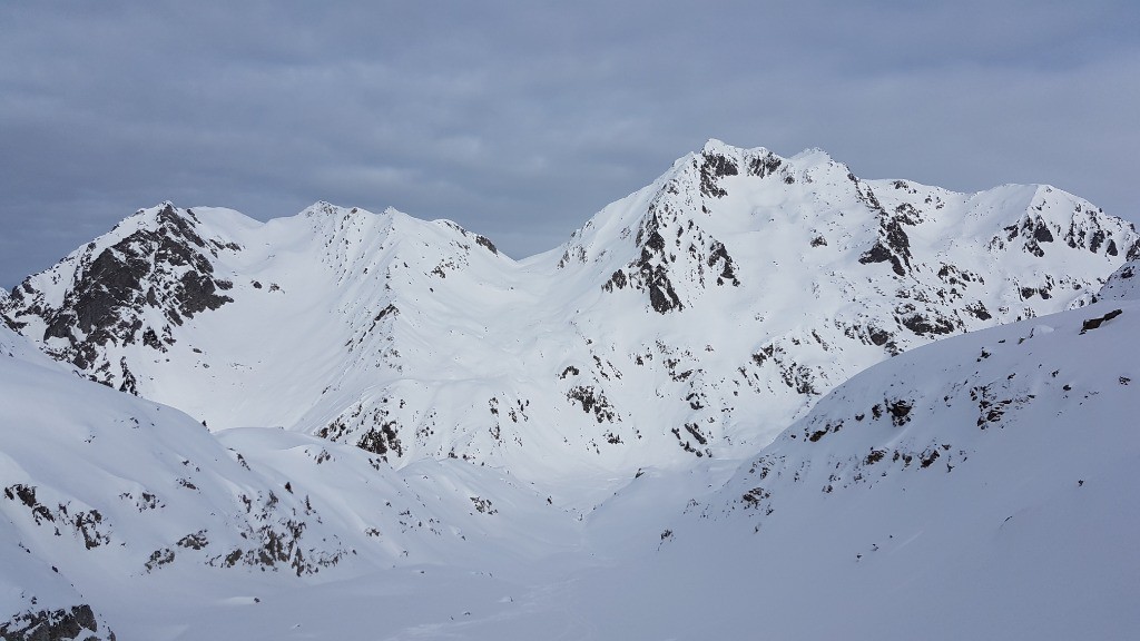 #23 Conditions pour la face S du Grand Mont, le passage et la Pointe du Dard. Conditions pour la face S du Grand Mont, le passage et la Pointe du Dard.