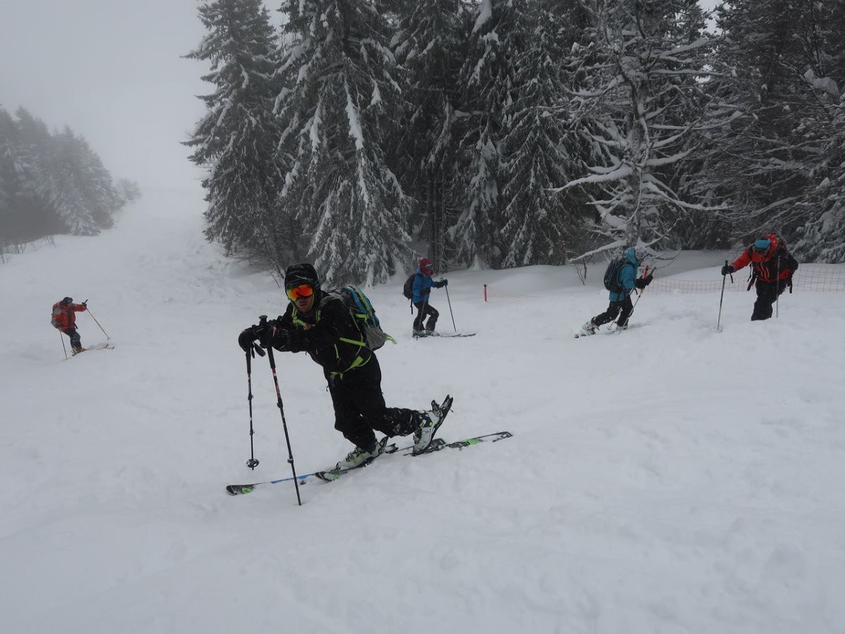 #4 Montée confortable près de la Noire Montée confortable près de la Noire