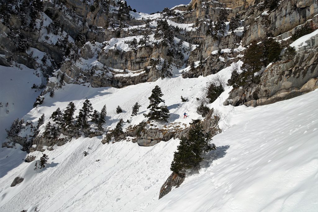 #3 Ghyslain arrive par le haut des barres Ghyslain arrive par le haut des barres