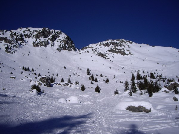 #1 Sortie de la foret : Itinéraire de montée depuis la sortie de la foret Sortie de la foret : Itinéraire de montée depuis la sortie de la foret