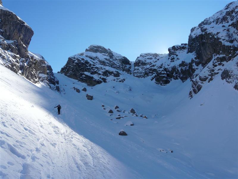 #1 Traversée ... : sous les barres du canyon. Enfin un peu de soleil! Traversée ... : sous les barres du canyon. Enfin un peu de soleil!