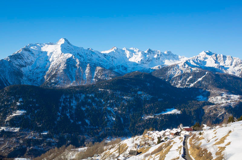 #1 Le hameau de Molare face au Pizzo Forno et au Campo Tencia Le hameau de Molare face au Pizzo Forno et au Campo Tencia