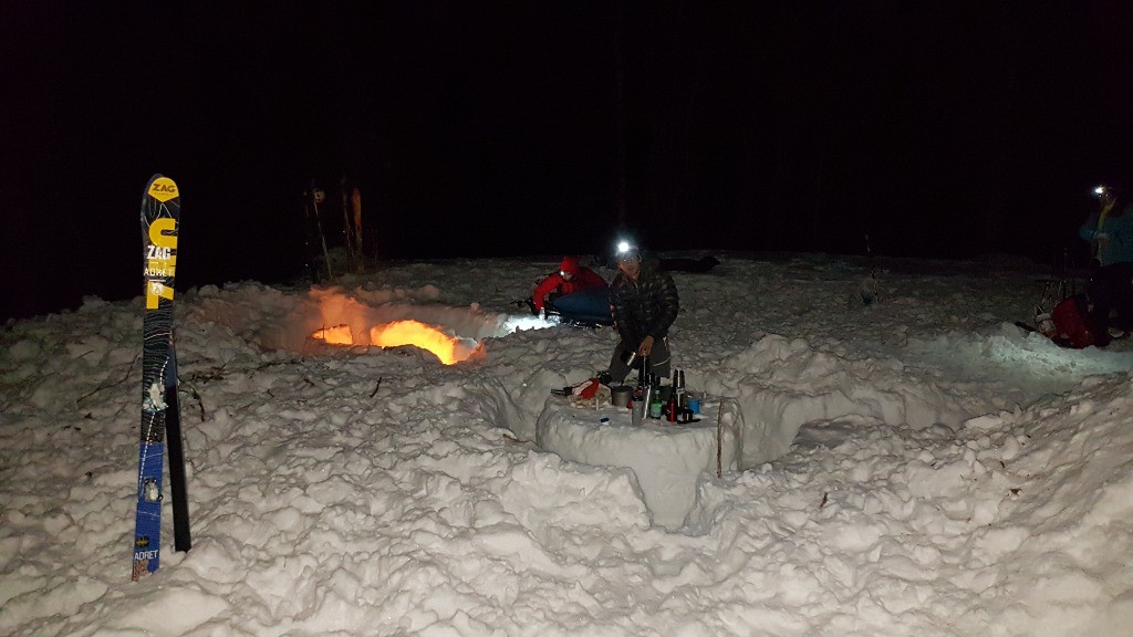 #15 Le camp du samedi soir. Le camp du samedi soir.