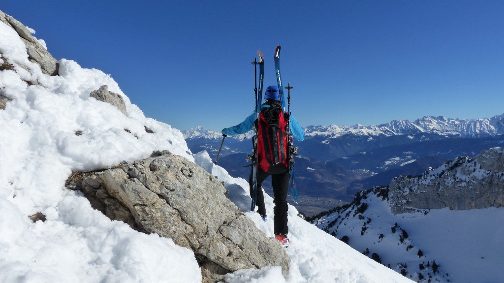 Tiphaine face au Mont-Blanc.