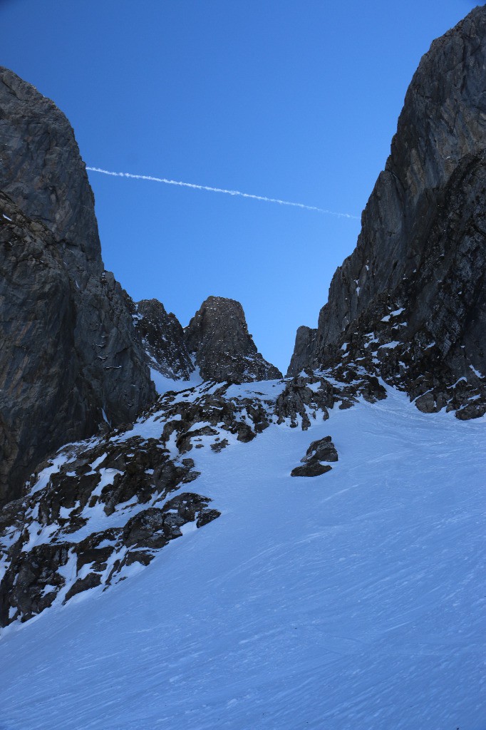 #11 Le raidillon du bas passe pas à skis Le raidillon du bas passe pas à skis