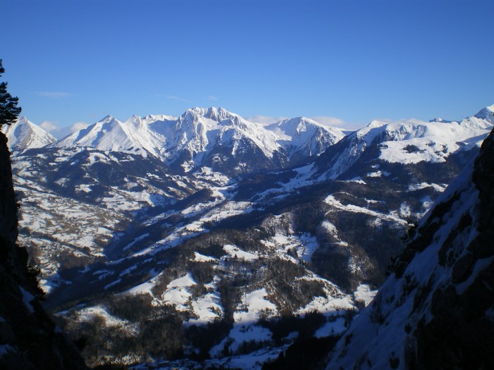 #4 Cotagne : Vue sur le massif de l Cotagne : Vue sur le massif de l'Etale depuis le couloir.