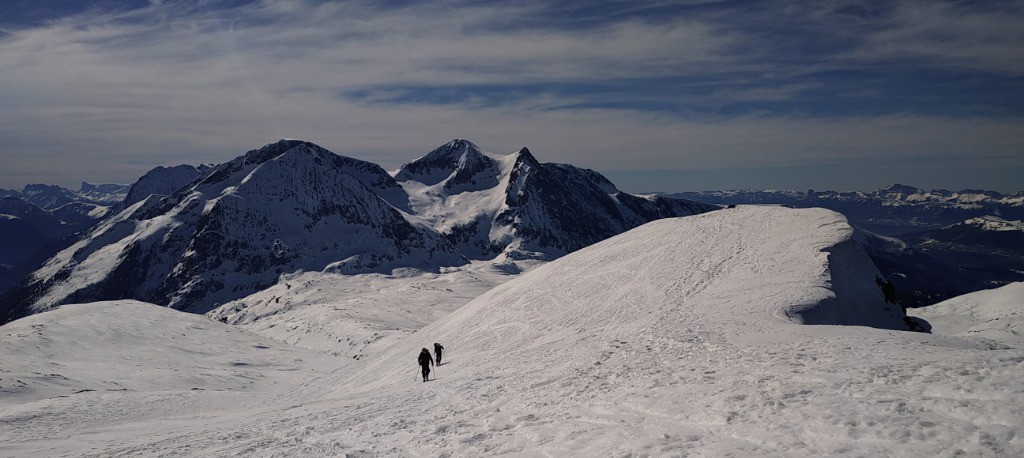 Le Taillefer en arrière plan