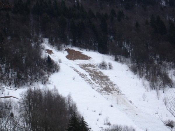 #1 Coulée : coulée de neige humide Coulée : coulée de neige humide