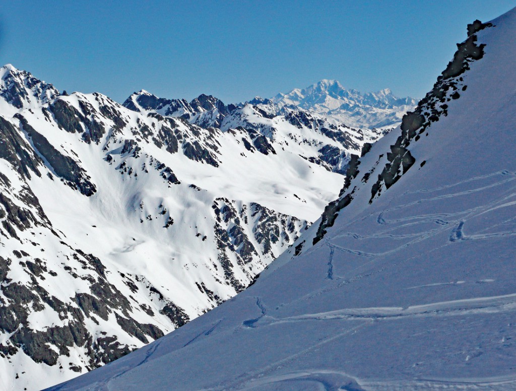 #1 Au-dessus de 1500m, bon enneigement Au-dessus de 1500m, bon enneigement