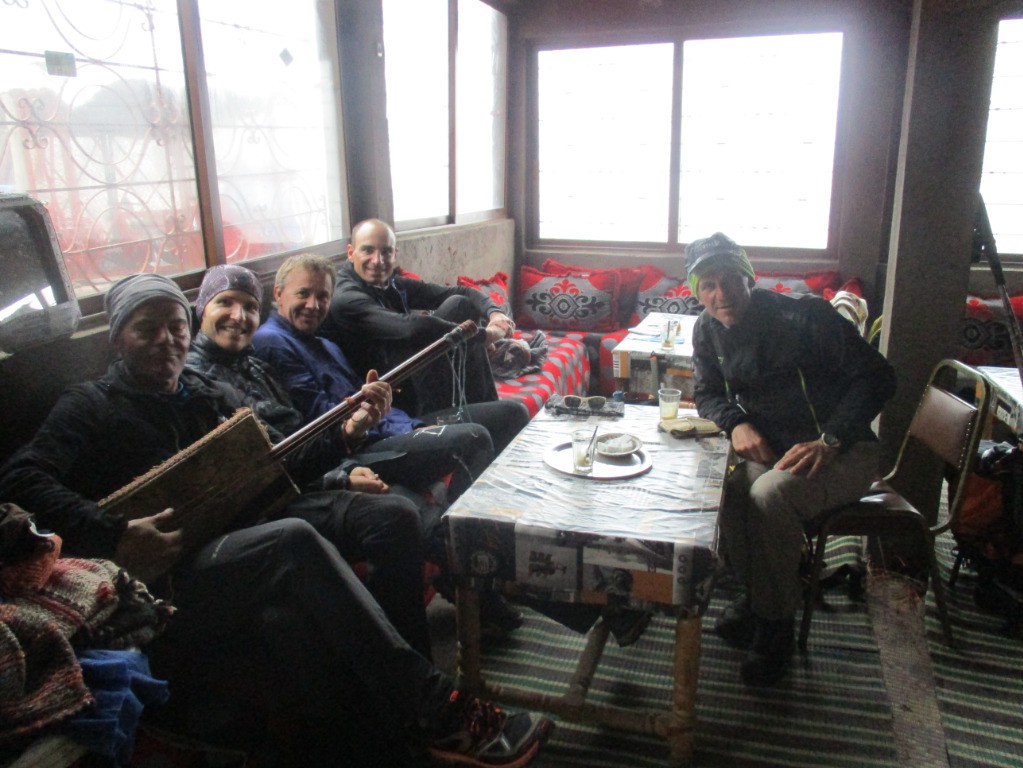 #8 Etape à Chamarouche sur la route du Toubkal Etape à Chamarouche sur la route du Toubkal