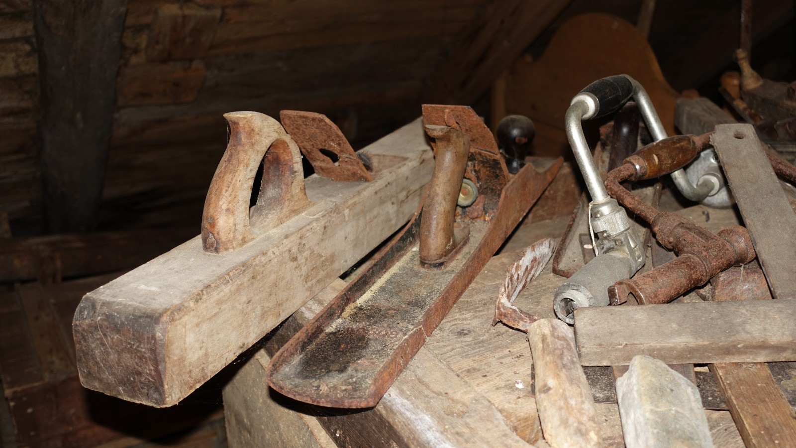 #57 Des vieux outils Des vieux outils