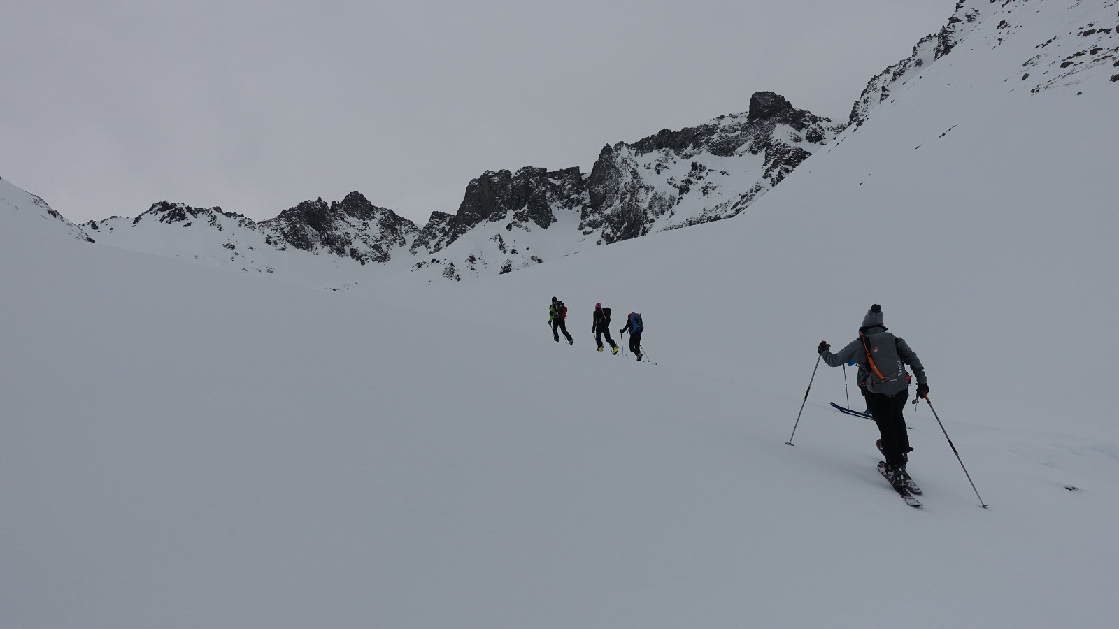#8 Nous arrivons au niveau du Col Kvandalsskardet Nous arrivons au niveau du Col Kvandalsskardet