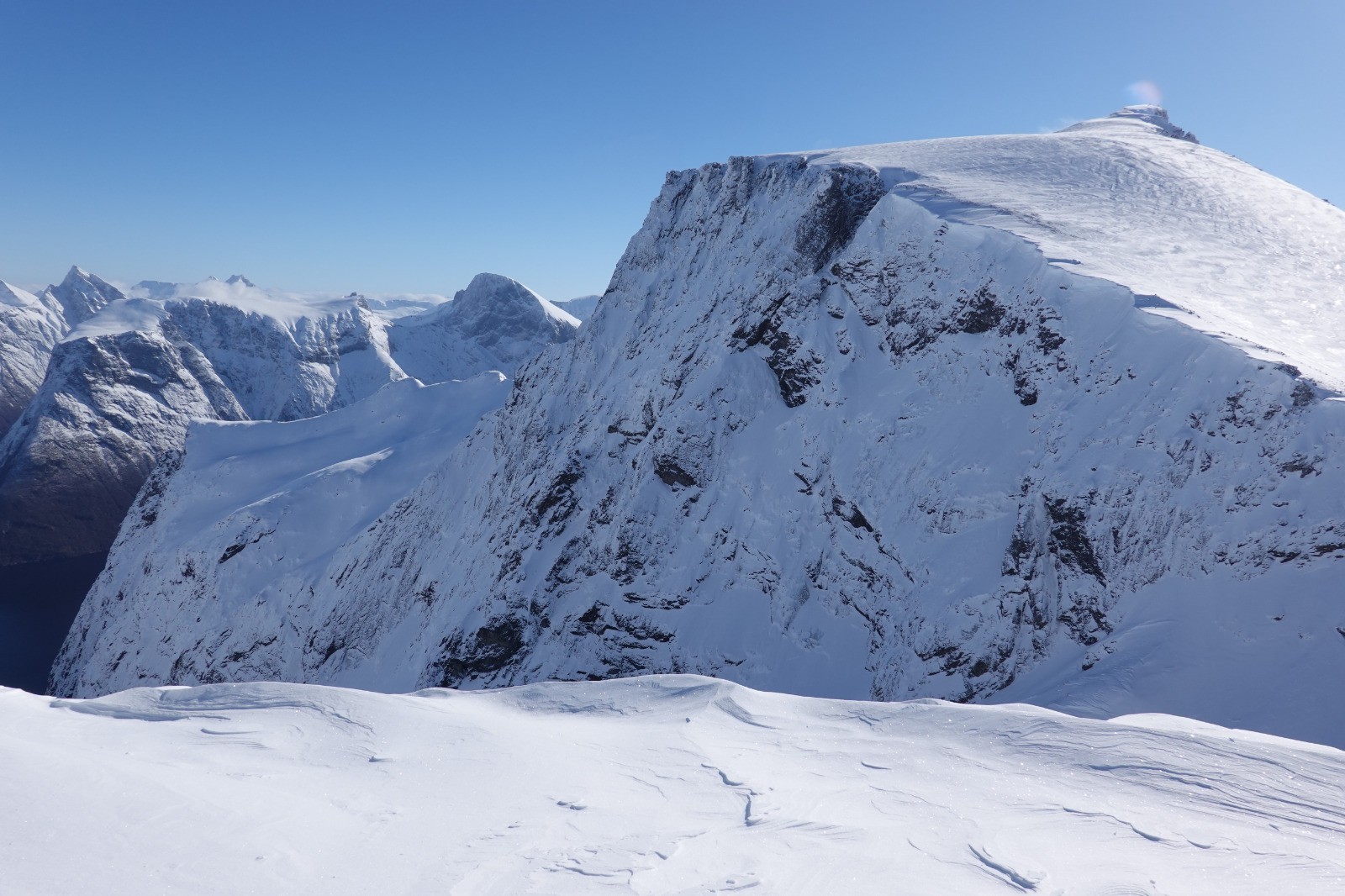 #30 Panorama sur le sommet du Skarasalen Panorama sur le sommet du Skarasalen