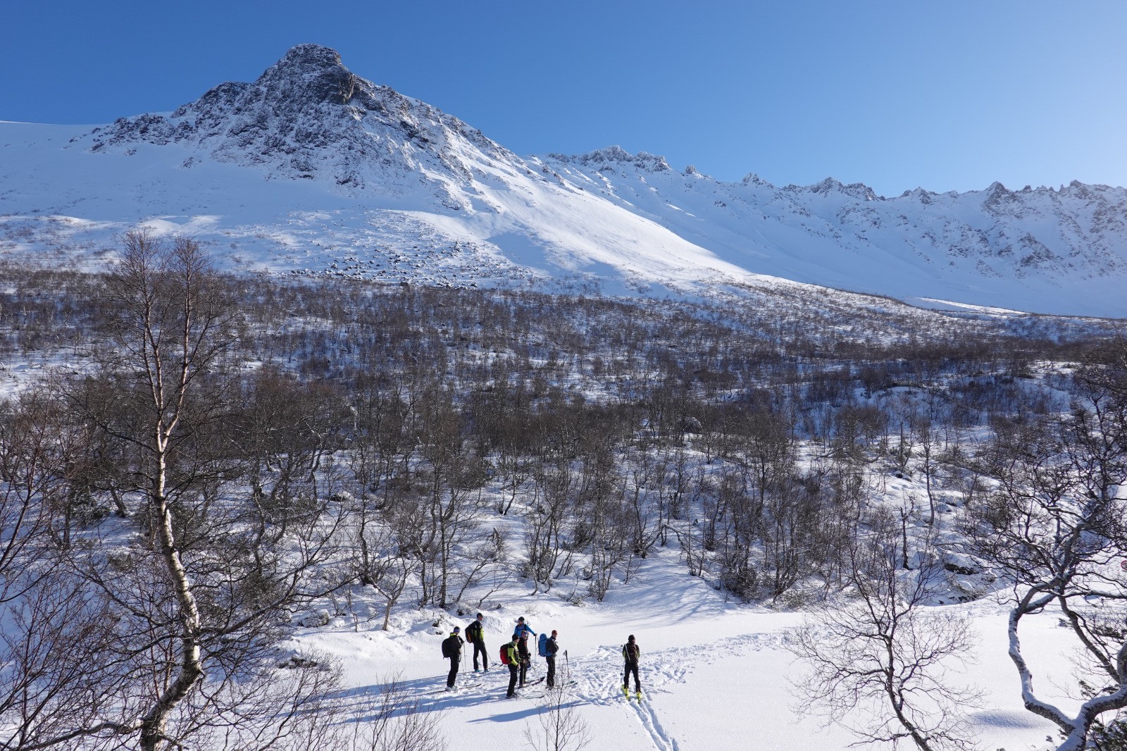 #19 Nous monterons dans le vallon sur la droite du Blahornet Nous monterons dans le vallon sur la droite du Blahornet