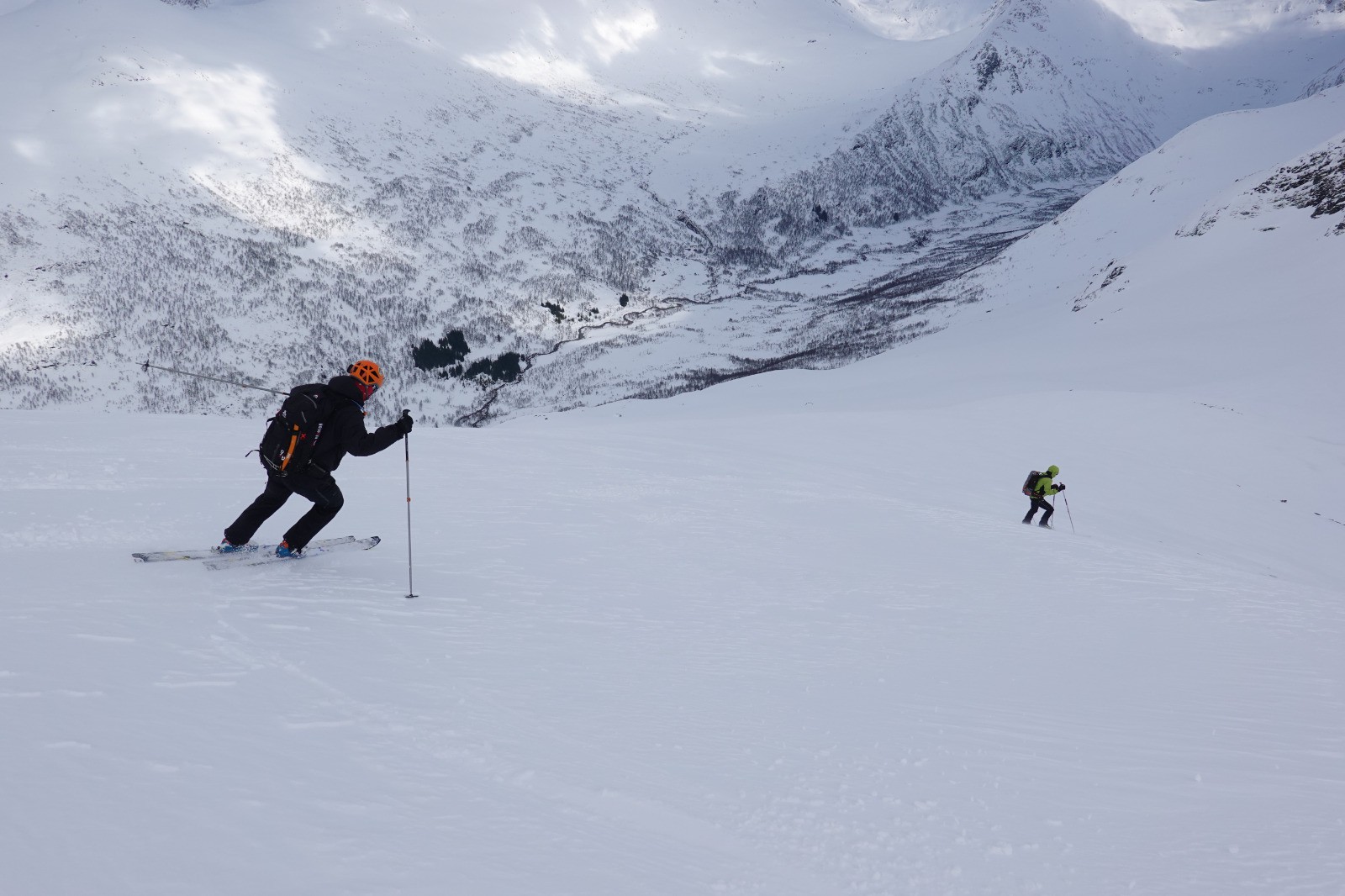 #70 Bonne neige au sommet, ici Olivier Bonne neige au sommet, ici Olivier