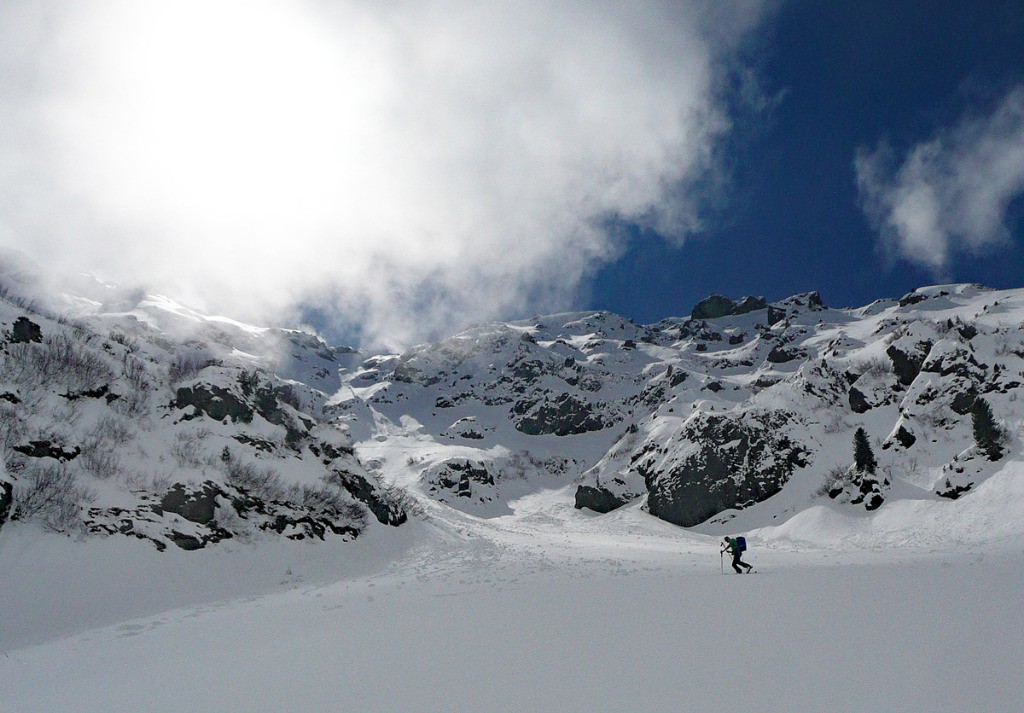 #12 Yougs, redescends ! Faut en laisser aux autres… Yougs, redescends ! Faut en laisser aux autres…