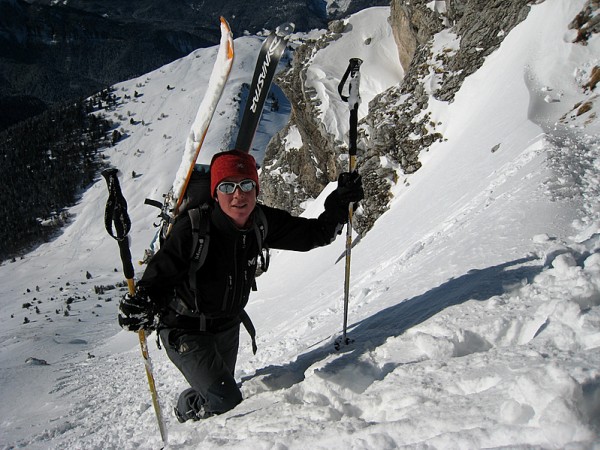 #7 Dent de Crolles : avant-dernière montée pour Marinette sous les barres de la Dent de Crolle Dent de Crolles : avant-dernière montée pour Marinette sous les barres de la Dent de Crolle